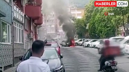 Tofaş Otomobil Alevlere Teslim Oldu, LPG Tankı Patladı