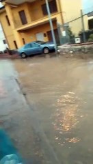 El reventón del canal de riego de Riaza inunda Valbuena de Duero