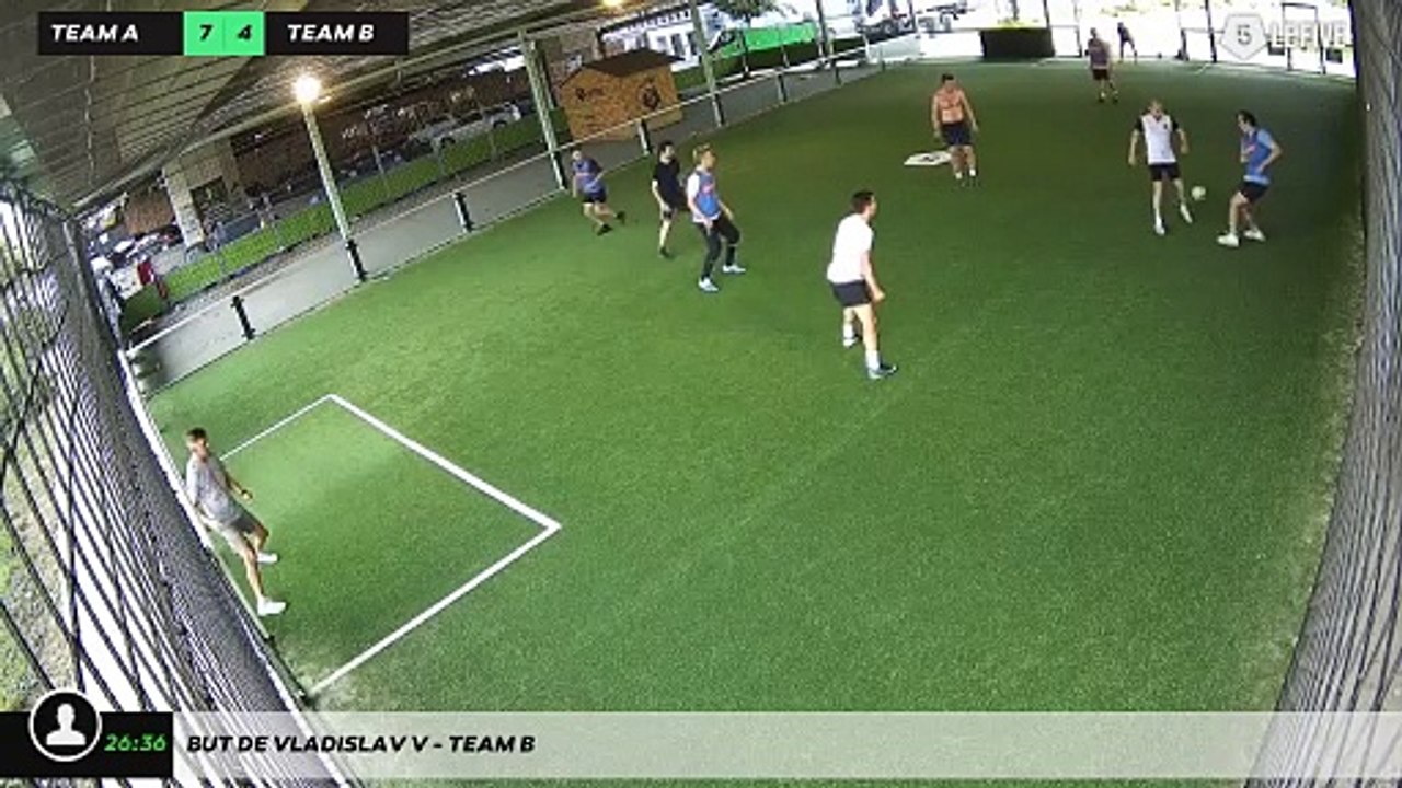 But de Vladislav V - Team B