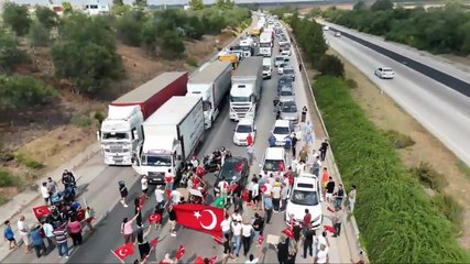 Download Video: Hazine arazisinin ihaleye açılacağını öne sürüp otoyolu trafiğe kapattılar