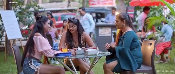 Video herunterladen: Ghar_Ka_Call_Boy_S01_E01_03 - Hot Web Series | Sexy Film | Indian Sexy Video | Indian Hot Web Series | Hindi Hot Web Series | New Hot Web Series | Hot Web Series Videos