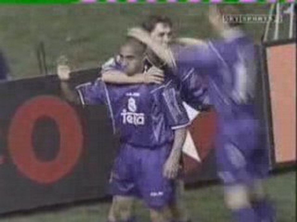 Roberto Carlos goal