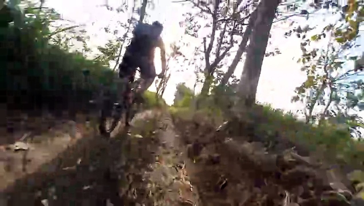Gowes sore cerah