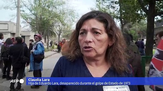 Enfrentamientos y detenidos en marcha por las víctimas de la dictadura de Pinochet en Chile