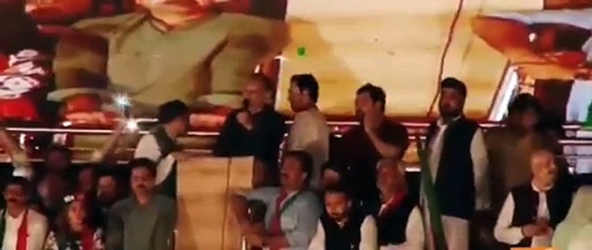 ‏میں نے اذان کو عمران خان کے ساتھ کئ سٹیجیز پر بیٹھ کر سنا ہے، عمران خان کا مجھ پر قرض ہے کہ اس نے اپنی ہر تقریر میں مجھ پر ہونے والے مظالم کا ذکر کیا، اے اللہ عمران خان کو عزت سے رہا کر اور ظالموں کو نیست ونبود کر، اعظم خان سواتی