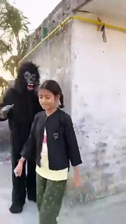 O_Susto_Gorilla__#shortvideo_#cartoon_#comedy(360p)