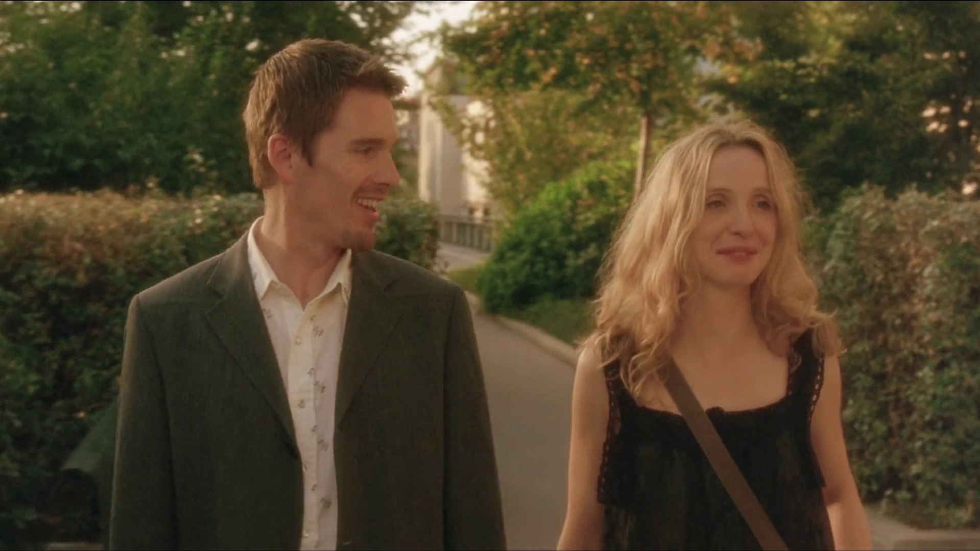 In Central Perk: Before Midnight, image size:1919x1080