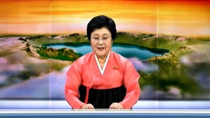 Estimado camarada Kim Jong Un averigua sobre terreno condições do terreno de uma base naval