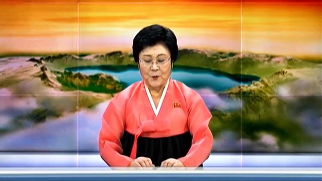 Estimado camarada Kim Jong Un dirige sobre terreno construção de barcos