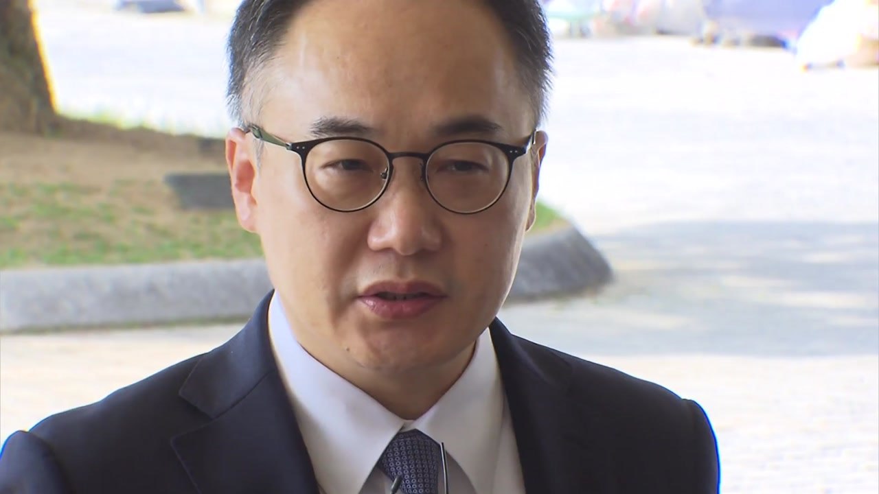 이원석 "부적절 처신과 형사처벌 달라...수사심의위 의견 존중" / YTN