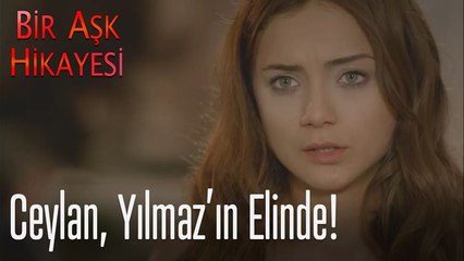 Ceylan Yılmaz'ın elinde - Bir Aşk Hikayesi