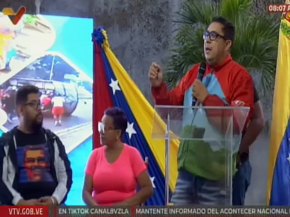 Caracas | Habitantes de la parroquia Antímano participan en el precongreso mundial contra el fascismo