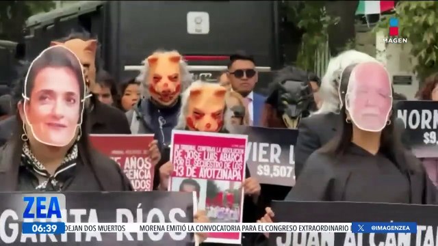 Estudiantes presentan performance a favor la reforma al Poder Judicial