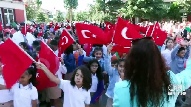 Yaz tatili bitti, okullar açıldı