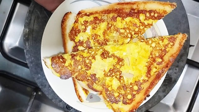 Omelette Sandwich Recipe | 5-Minute Egg Sandwich | Easy Breakfast Recipe | Quick & Easy Egg Sandwich