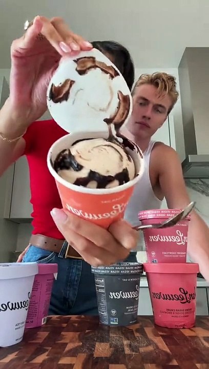 Love a little ice cream taste test | Ice Cream