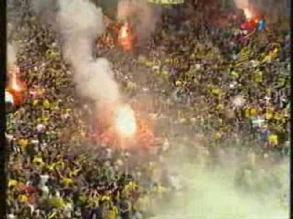 Rivaldo scores AEK-Asteras Tripolis 1-0