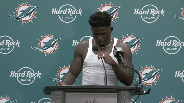 Full Press Conference: Tyreek Hill Addresses Controversial Police Confrontation After the Game