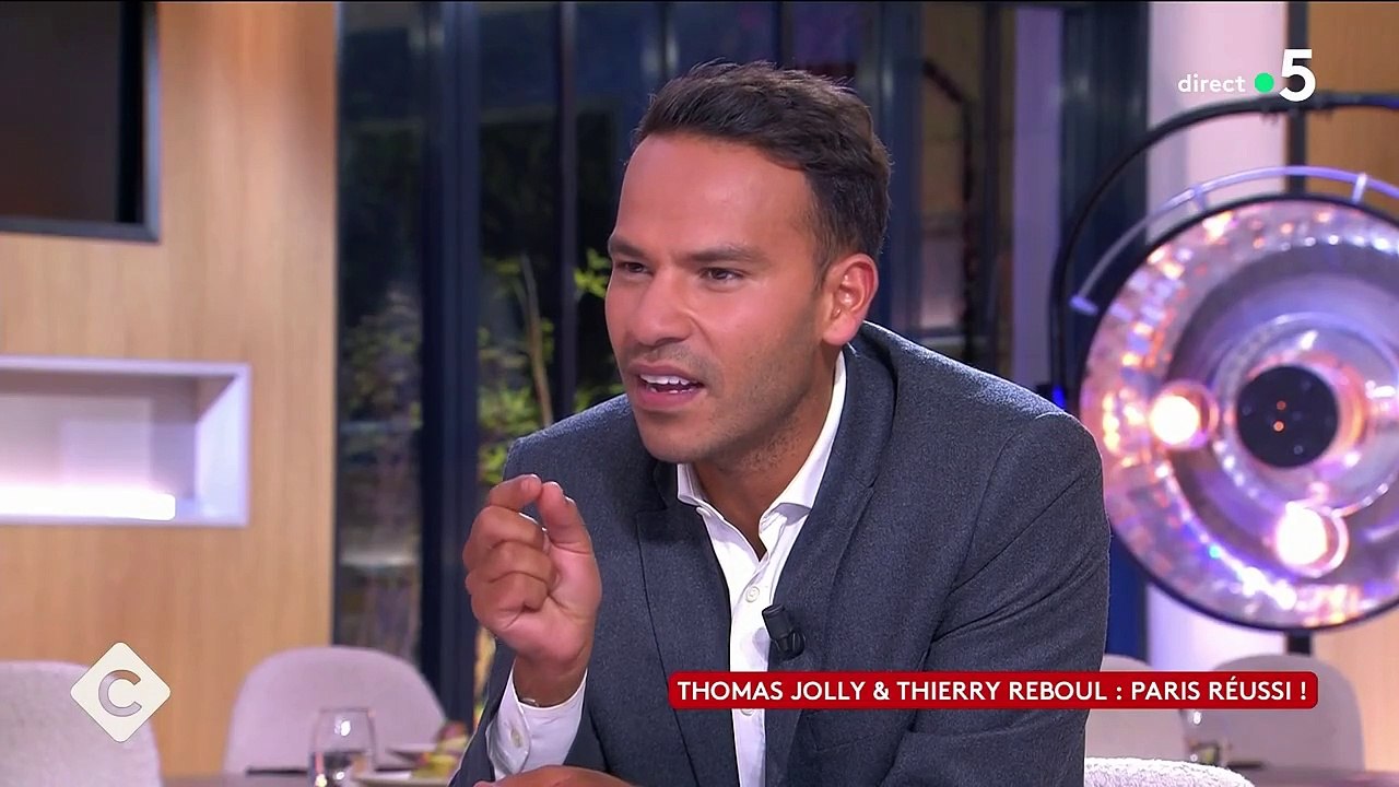 "On lui avait proposé deux options" : Thomas Jolly revient sur la performance de Céline Dion lors de la cérémonie d’ouverture des Jeux Olympiques (VIDEO)