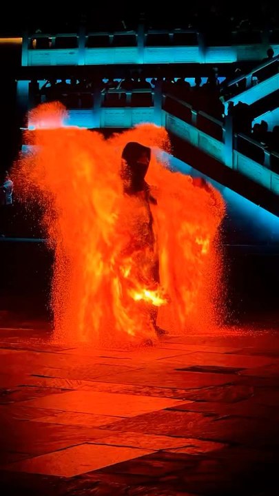 "Chinese Intangible Cultural Heritage Fire Pot Performance it's a Wonderfull Masterpiece Follow For More Videos Have Trendingreels"...!!