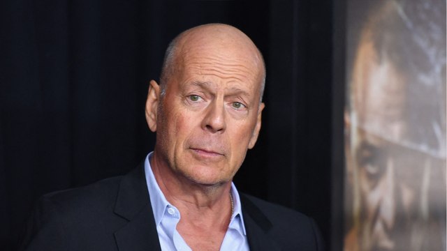 GALA VIDEO - Bruce Willis affaibli par la maladie : les dernières images sont inquiétantes