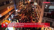 İzmir'in düşman işgalinden kurtuluşunun 102. yıl dönümü! 350 metrelik Türk bayrağını taşıdılar