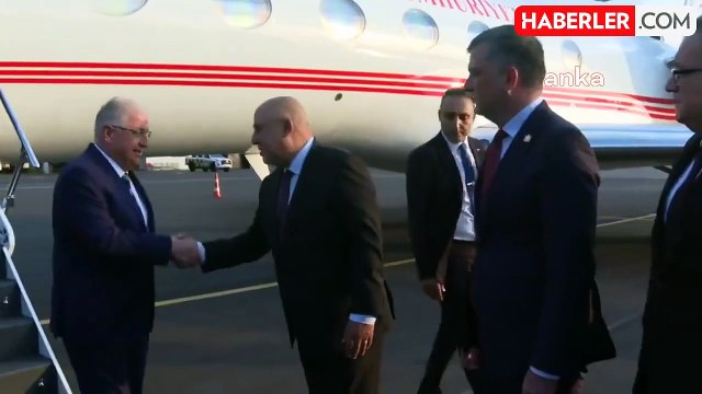 Milli Savunma Bakanı Yaşar Güler, Türkiye-Azerbaycan-Gürcistan Üçlü Savunma Bakanları Toplantısı'na katılmak üzere Gürcistan'a gitti