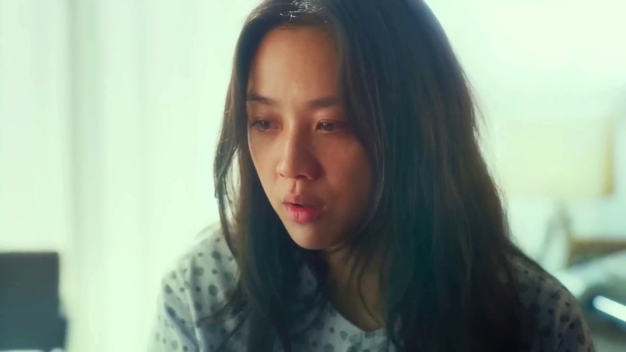 Wonderland (2024) Movie Review: A Heartbreaking Journey Through Grief and Technology