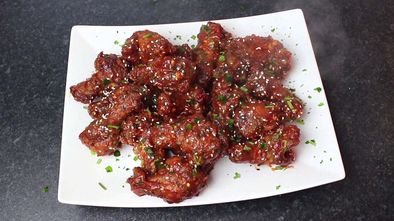 Delicious Korean Sticky Chicken Wings – Sweet & Spicy Flavor Explosion