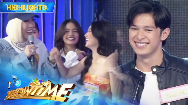 Vice Ganda, naalala ang PBB moments nina Karina at Aljon | It's Showtime | Throwbox