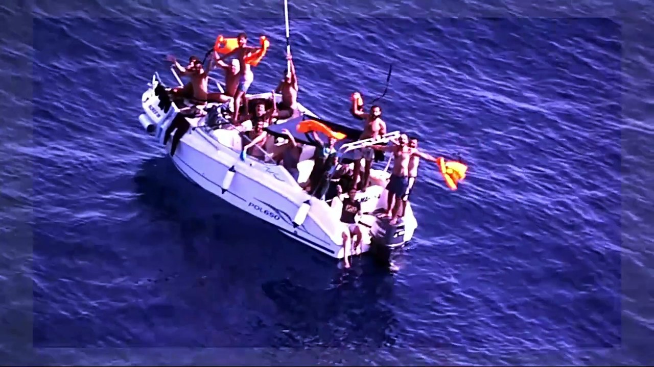 Força Aérea salva 70 migrantes (incluindo crianças) no Mediterrâneo