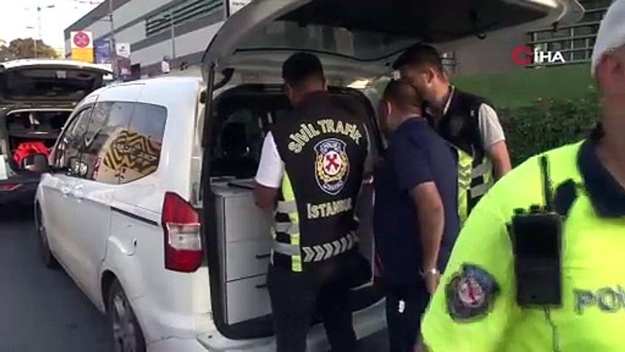 Okullar açıldı, İstanbul'da denetimler sıklaştırıldı
