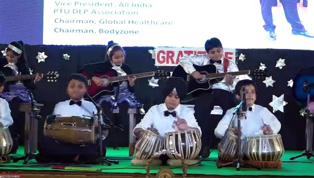 Top Benefits of Playing Musical Instruments for School Students