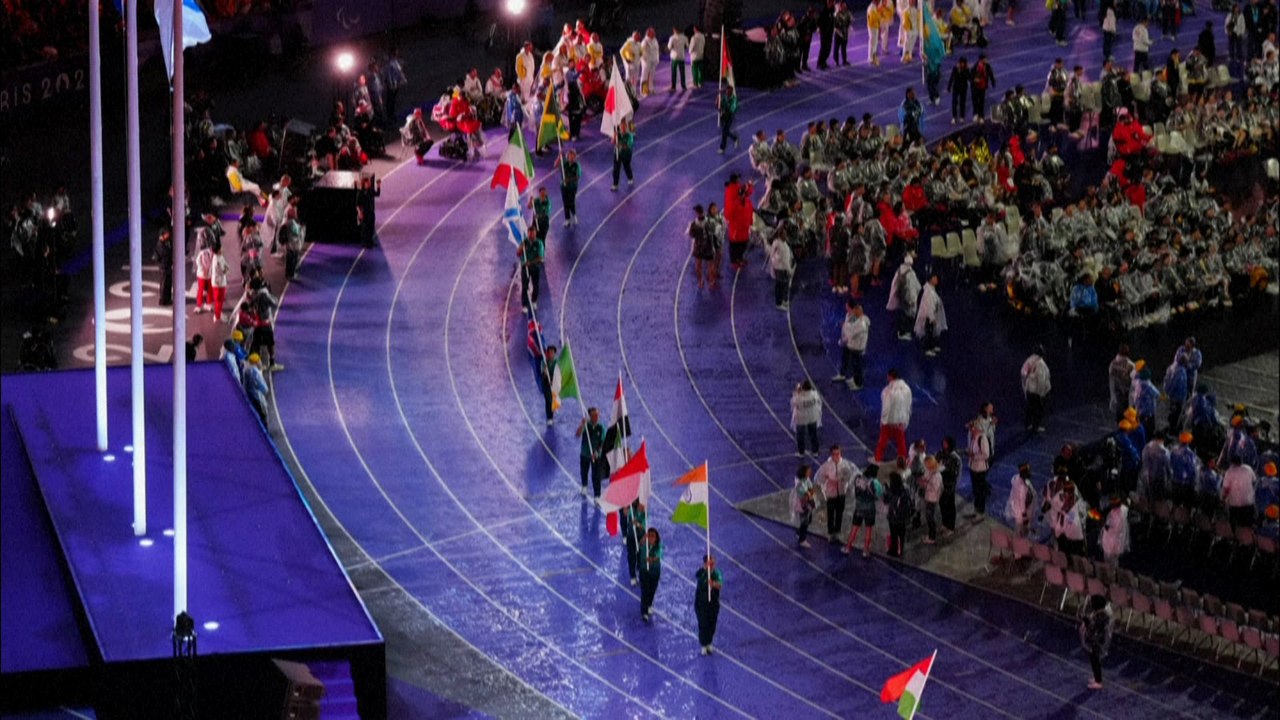 Paris 2024 : les temps forts de la cérémonie de clôture des Jeux paralympiques en photos