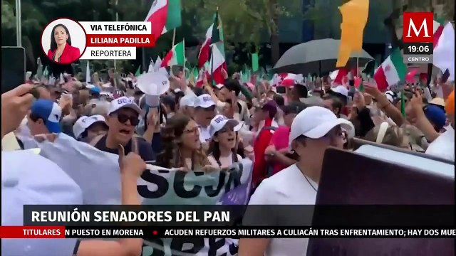 Senadores del PAN se reúnen a puerta privada previo a la discusión de la reforma judicial