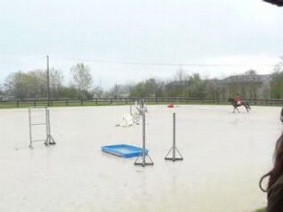 Entrainement pour le concours d'obstacle avec Lutin