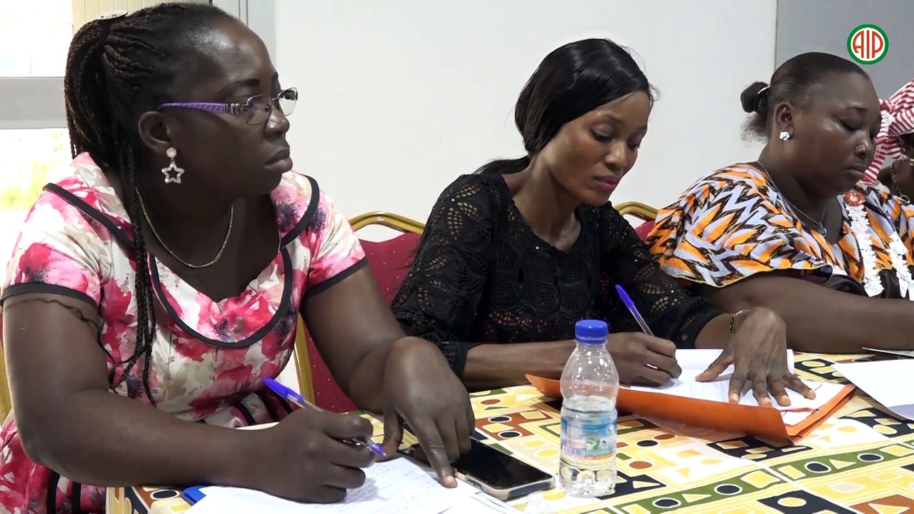 Région- Dimbokro / Des femmes et des jeunes filles renforcent leurs capacités en leadership