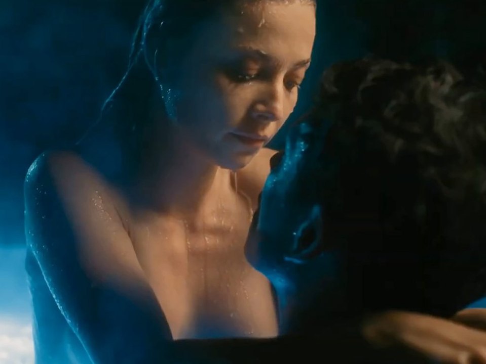 "Un/Dressed": Offizieller Trailer zum deutschen Erotikthriller