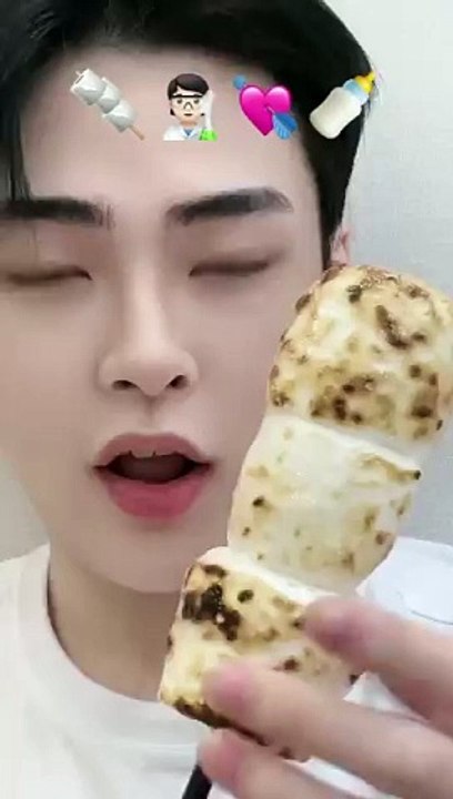 ASMR EATING EMOTICONS IN ORDER