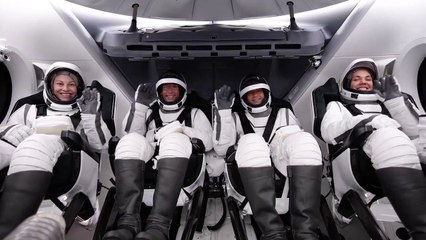 Un multimillonario y otras tres personas viajan al espacio para realizar la primera caminata espacial privada
