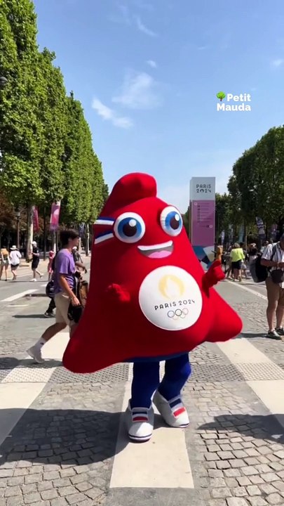 La star des réseaux sociaux ⭐️  La Phryge nous aura bien divertis et amusé pendant ces Jeux Olympiques à Paris !  Et toi, qu'en as-tu pensé de cette mascotte ?  Crédit : @Paris2024  #Phryge #JeuxOlympiques #JO2024 #Paris2024 #Paris #Evenement #Culture #Ma