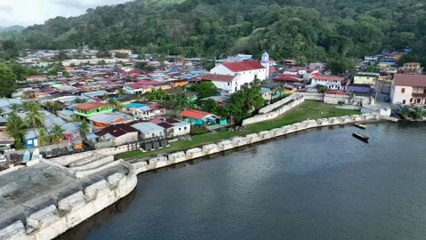 Ponen en marcha plan para restaurar iglesia de Portobelo