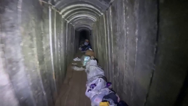 Israël-Hamas : Tsahal diffuse des images du tunnel où les corps des six otages israéliens ont été retrouvés