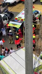 28-08-21 VIDEOS Obrero quedo atrapado en un alud de tierra en Villa Hermosa  (1)