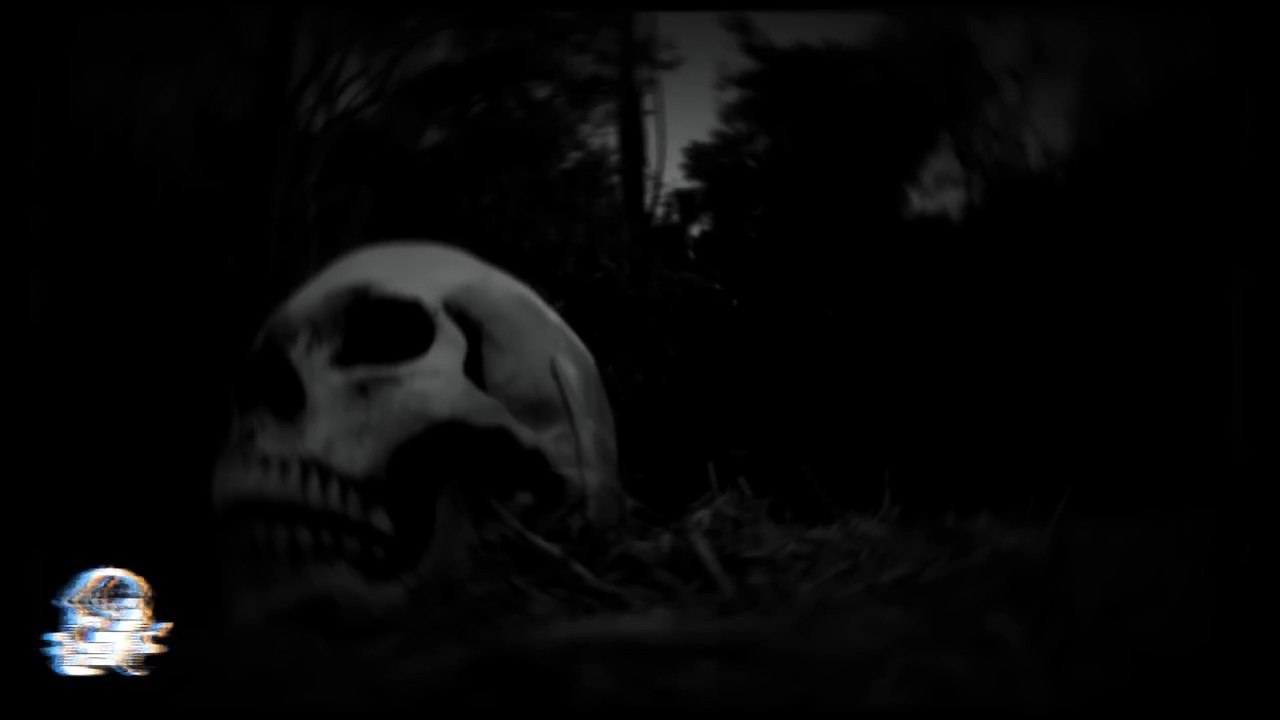 NUESTRAS TRADICIONES (Relatos De Terror)