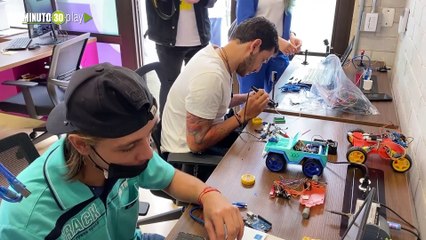 Medellín se sumó a la celebración mundial Arduino Week con 50 talleres en los Centros del Valle del Software