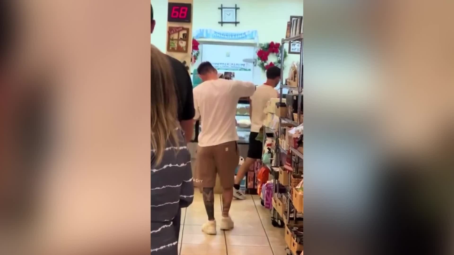 Lionel Messi spotted casually buying bread in a bakery in Miami