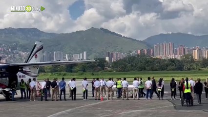 Le hicieron un sentido homenaje al piloto y copiloto fallecidos en Medellín