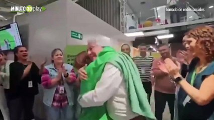 Con cabeza en alto empleados aplaudieron al gerente del Metro de Medellín