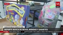 Policías de Tránsito de #CdMx reparten juguetes, rosca y atole por Día de Reyes